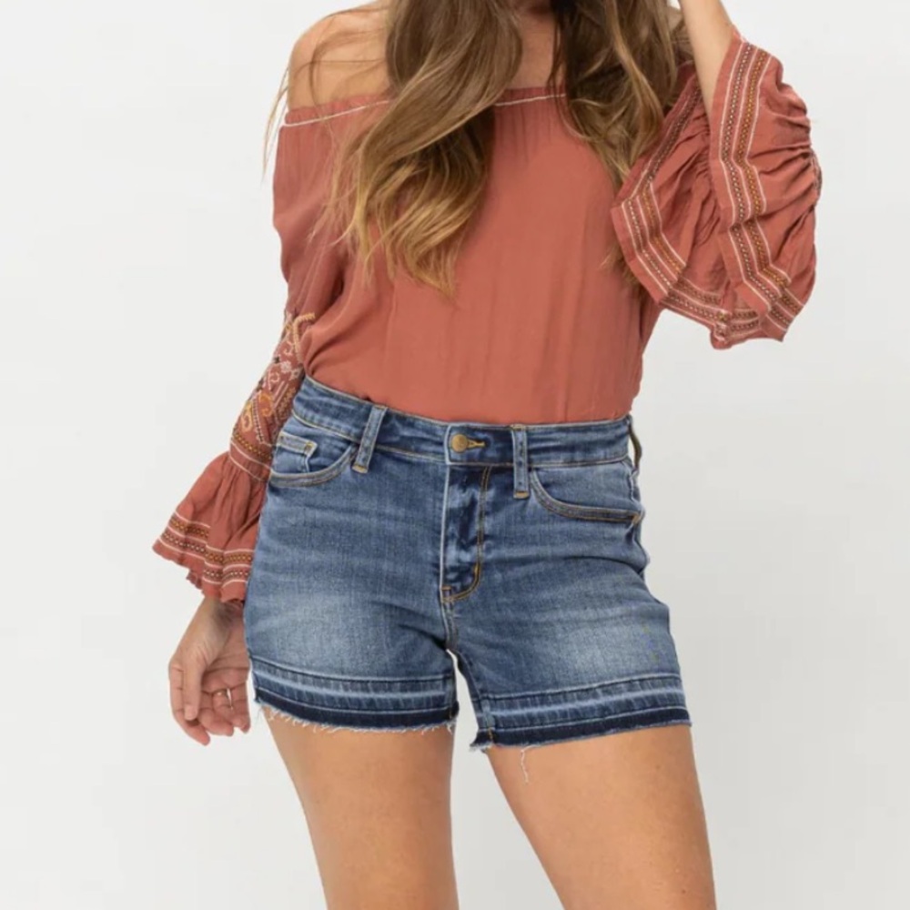 JUDY BLUE Release Hem Shorts Raw Hem Cut Offs Mid Rise Style JB15268DK Sz M